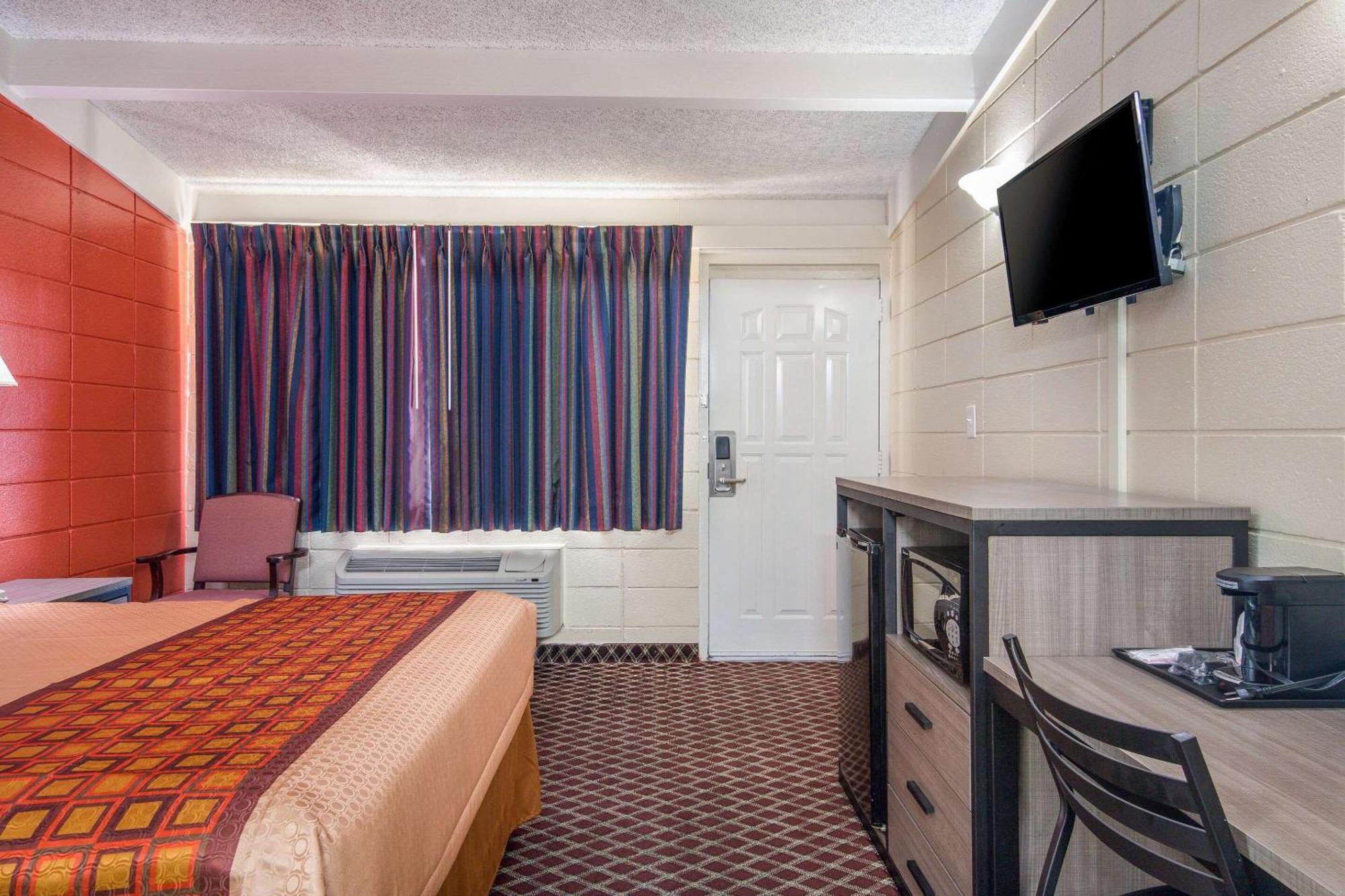 Rodeway Inn Nashville Eksteriør billede